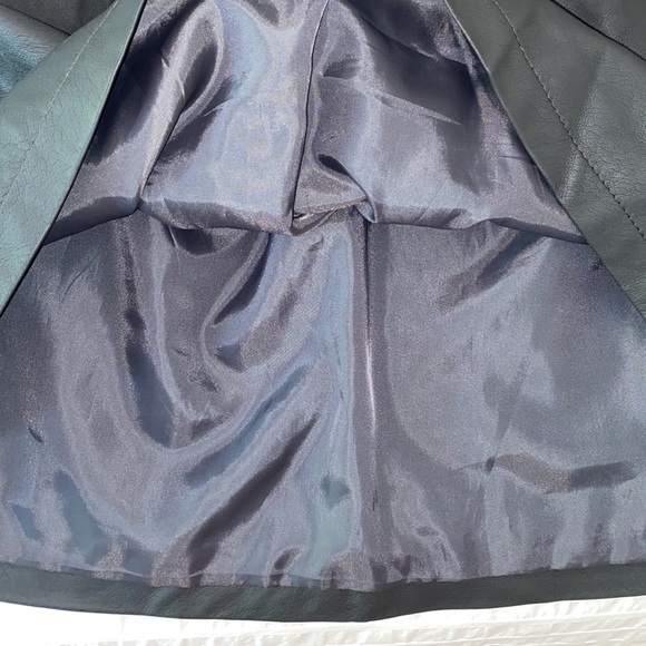 H&M Faux Leather Skirt - Picture 3 of 3